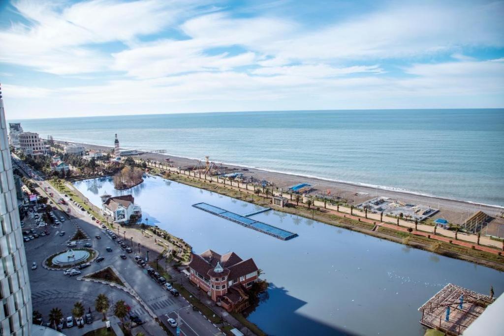 Apartment 16,26,27 Floors In Alliance Palace Batumi Luaran gambar